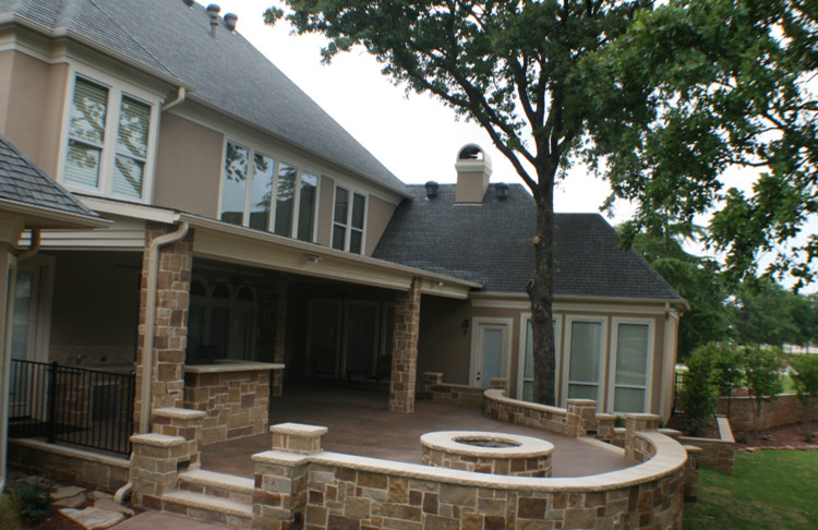 Elegant patio photo in Dallas