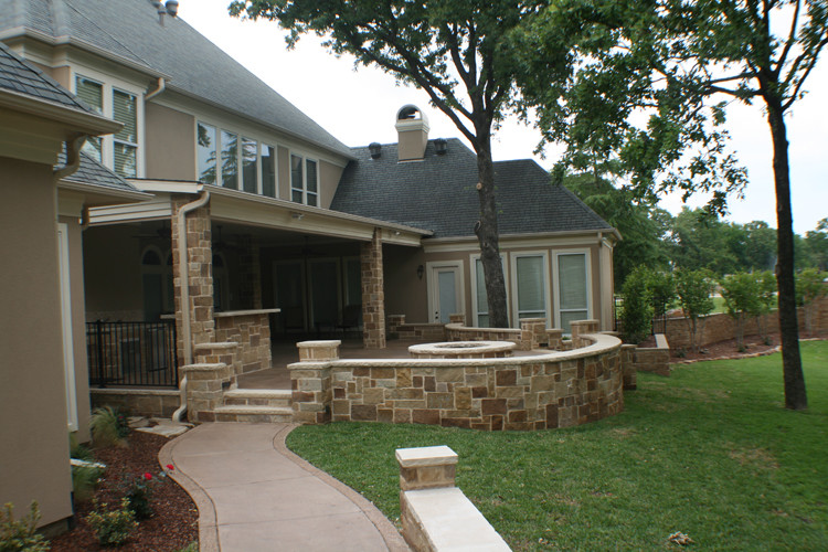 Fort Worth South Lake covered patio, open patio, outdoor kitchen and
