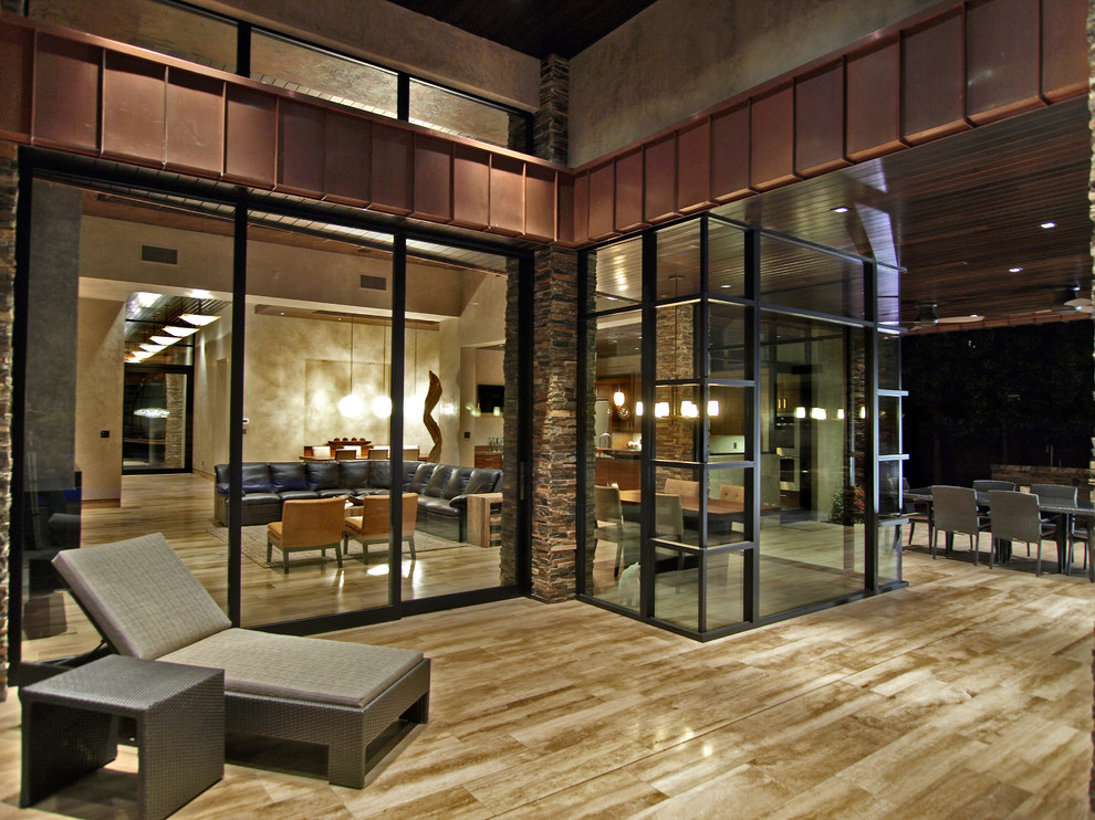 Contemporary patio in Las Vegas.