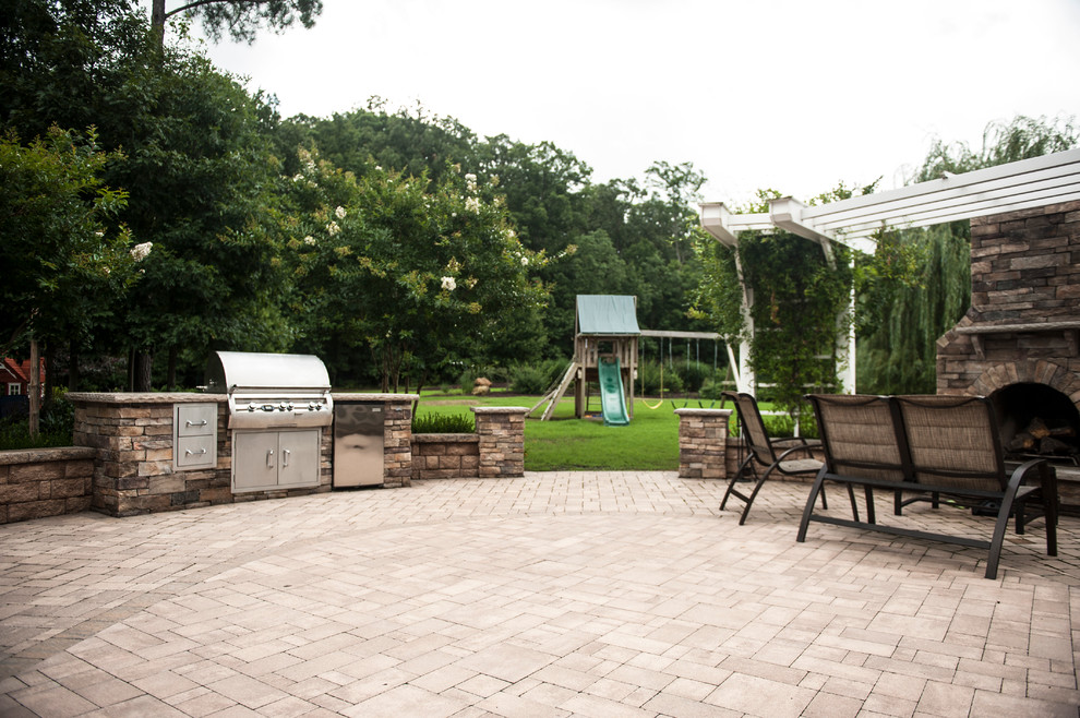 Founders Bridge Grill, Fireplace, and Patio Midlothian Craftsman