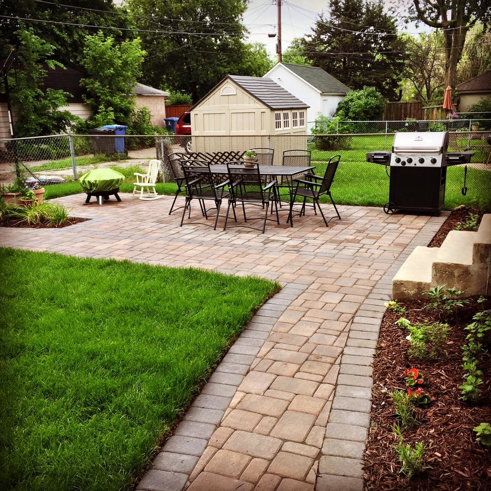 Gallery Traditional Patio Minneapolis by 3 Bears Landscaping