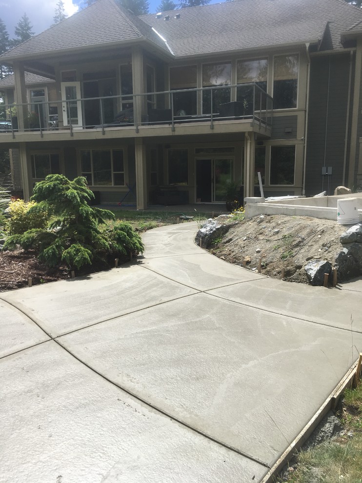galloway gulch Rustic Patio Vancouver by Buck Robertson
