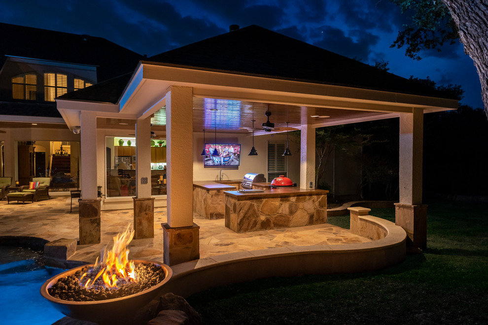 Garden Ridge Outdoor living and kitchen Traditional Patio Austin by Westphall Remodeling