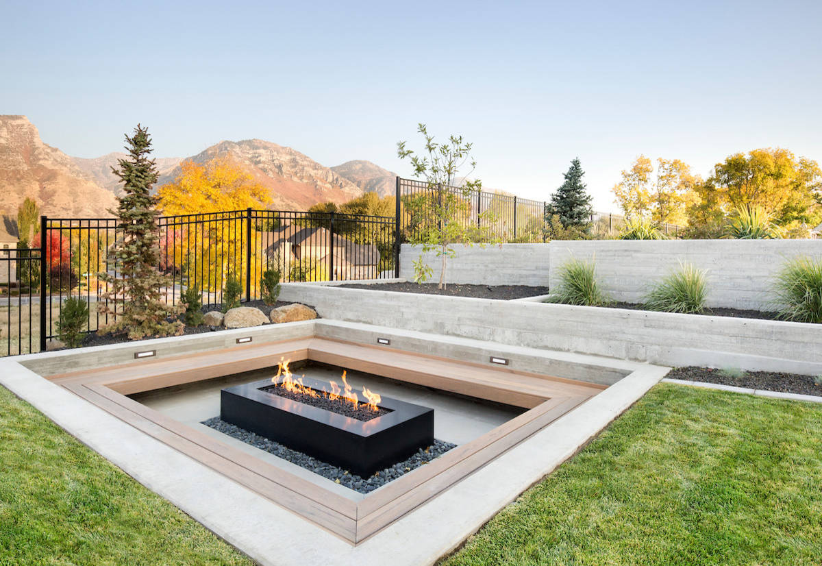 75 Concrete Patio With A Fire Pit Ideas You'Ll Love - May, 2023 | Houzz