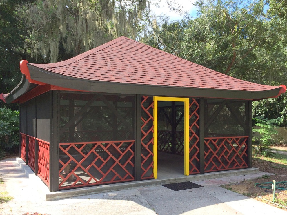 This is an example of a medium sized world-inspired patio in Tampa.