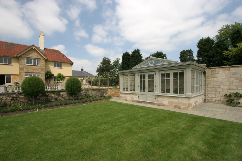 Inspiration for a traditional patio in Oxfordshire.
