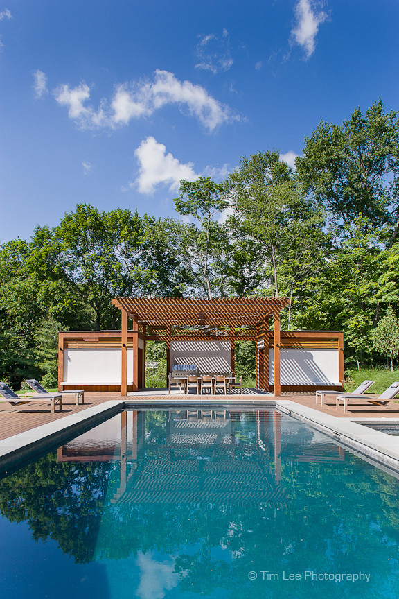 Example of a minimalist pool design in Bridgeport