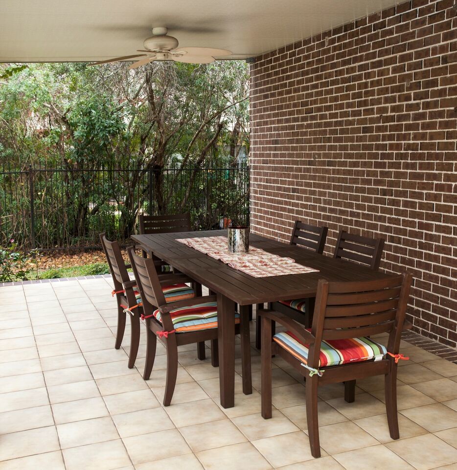 Grogan's Point Patio Houston by Melanie King Designs, LLC Houzz