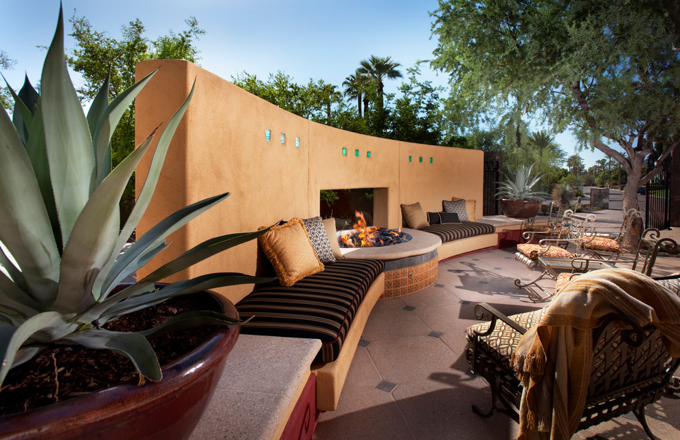 Patio - southwestern patio idea in Phoenix
