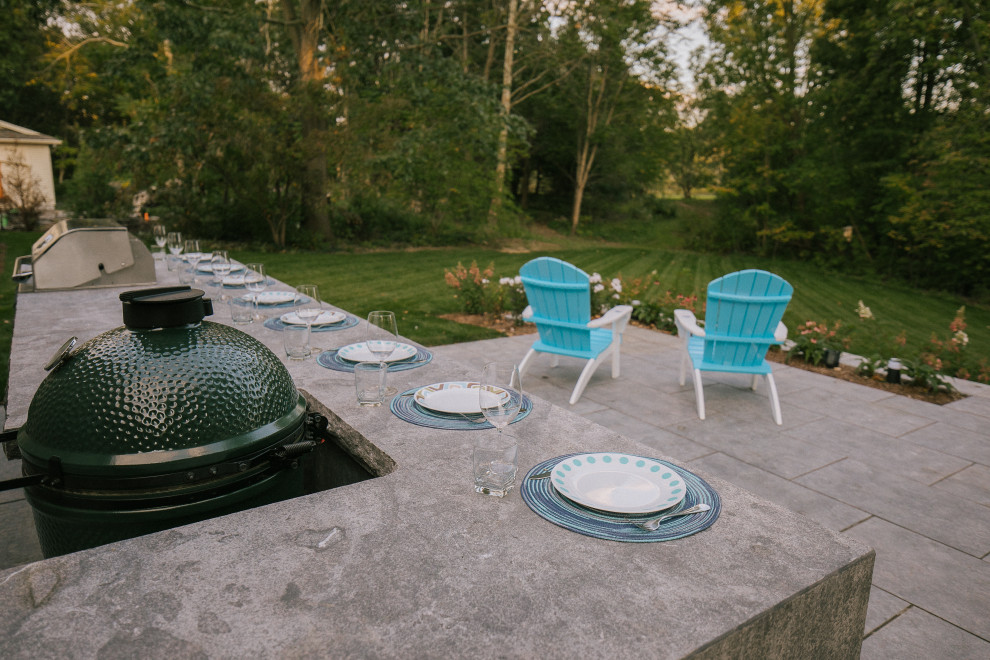 Hampton Limestone Grill Island Traditional Patio Toronto by