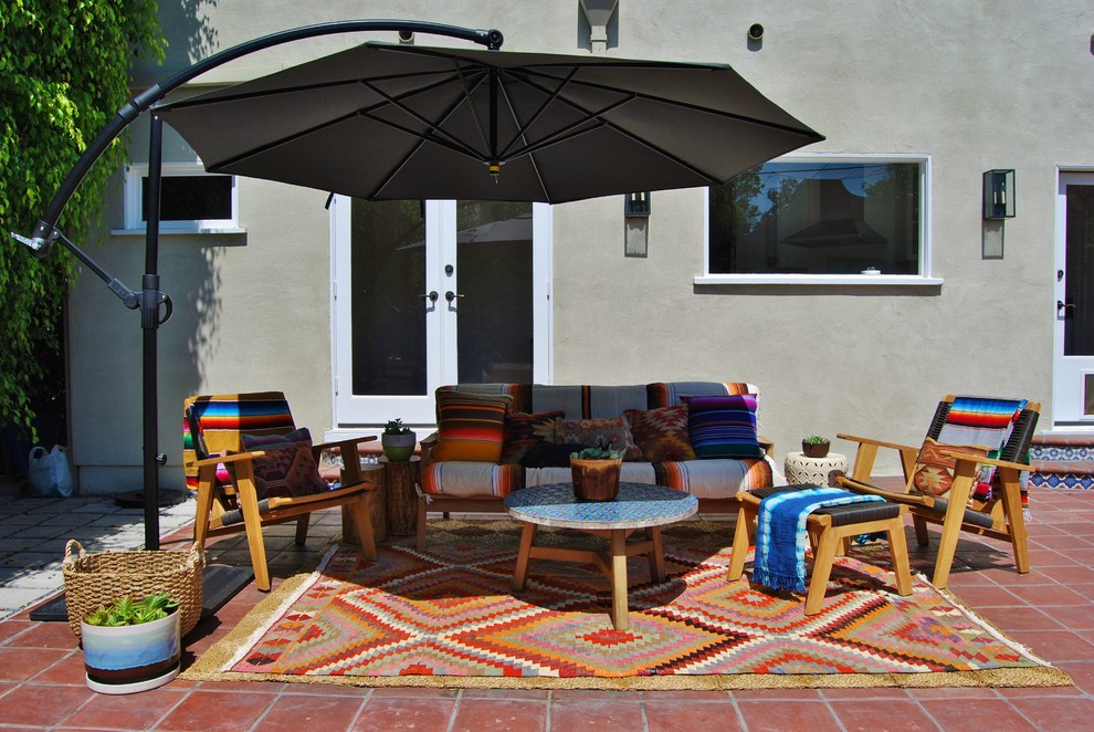 Patio - eclectic patio idea in Los Angeles