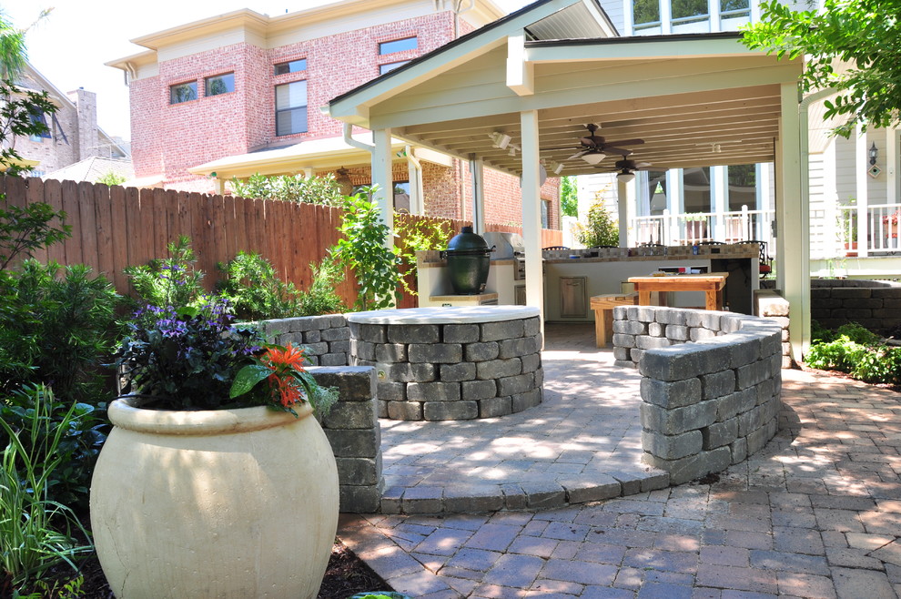 Heights Outdoor Kitchen Traditional Patio Houston by Nature's