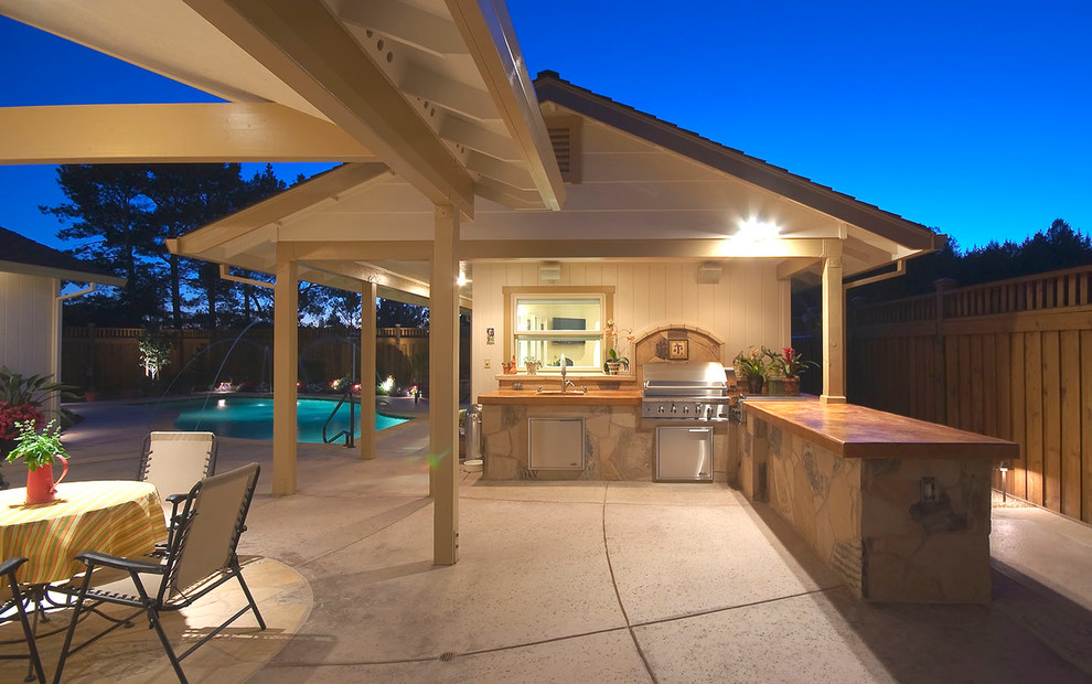 Inspiration for a classic patio in San Francisco with an outdoor kitchen and concrete paving.