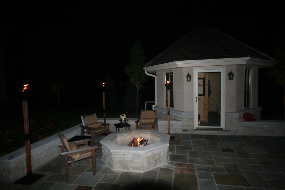 Highland Park, IL cabana, pergola and fire pit Traditional Patio