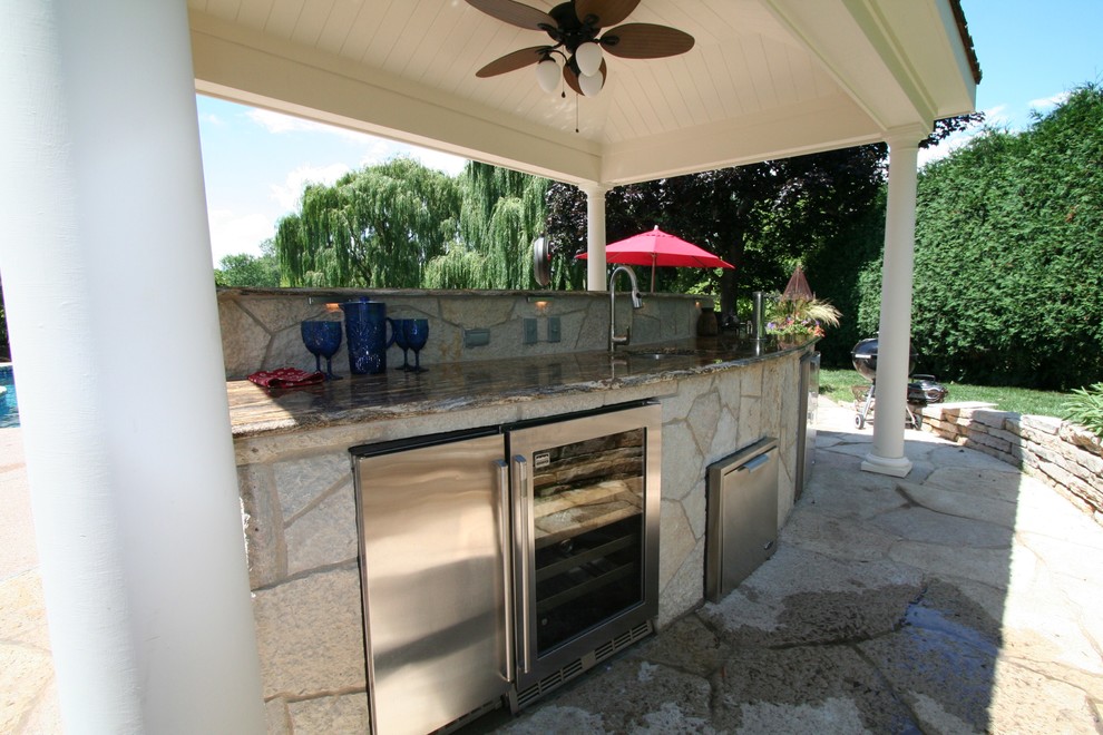 Highland Park, IL Shade structure, outdoor kitchen, bar and fireplace