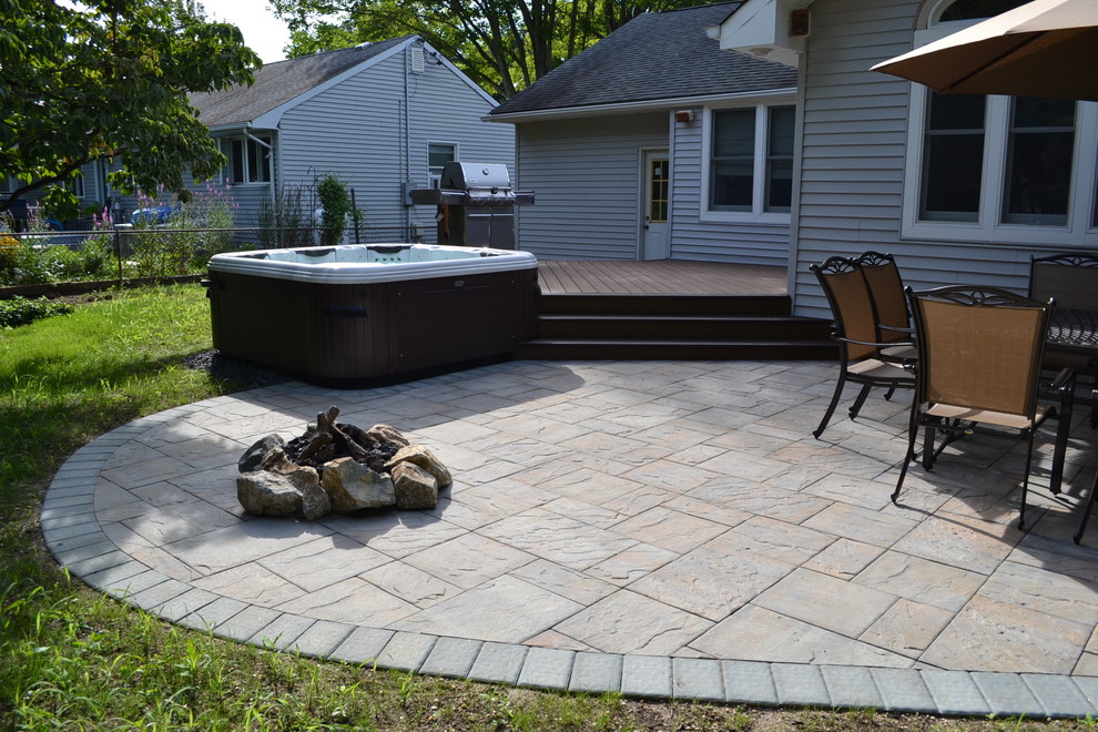 Hot Tub Bullfrog Spas With Trex Deck And Cambridge Paver Patio Traditional New York By Best Tubs Spa Experts Houzz - Trex Patio Pavers