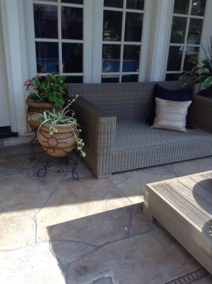 Houston patio makeover with upscale outdoor furniture Transitional
