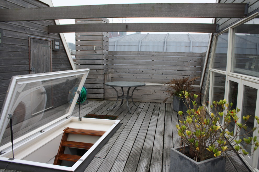 Patio - contemporary patio idea in Amsterdam