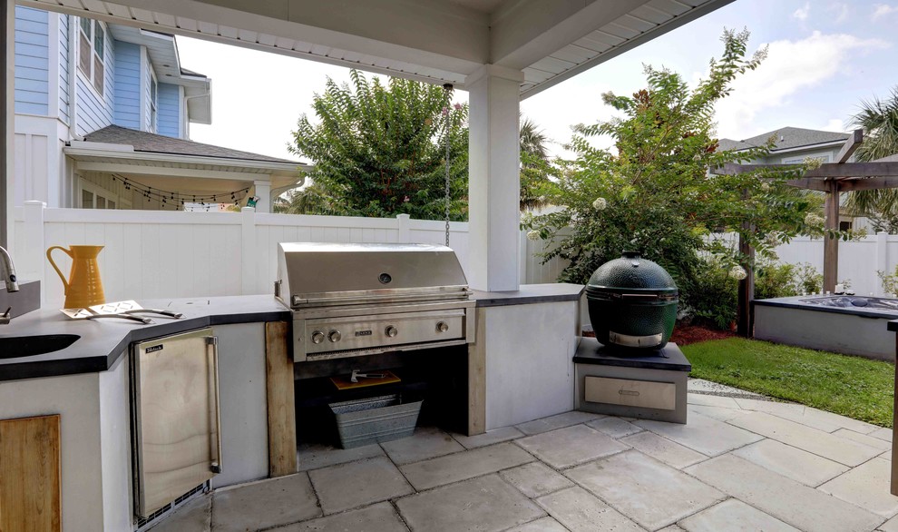Jacksonville Beach Contemporary Backyard Contemporary Patio