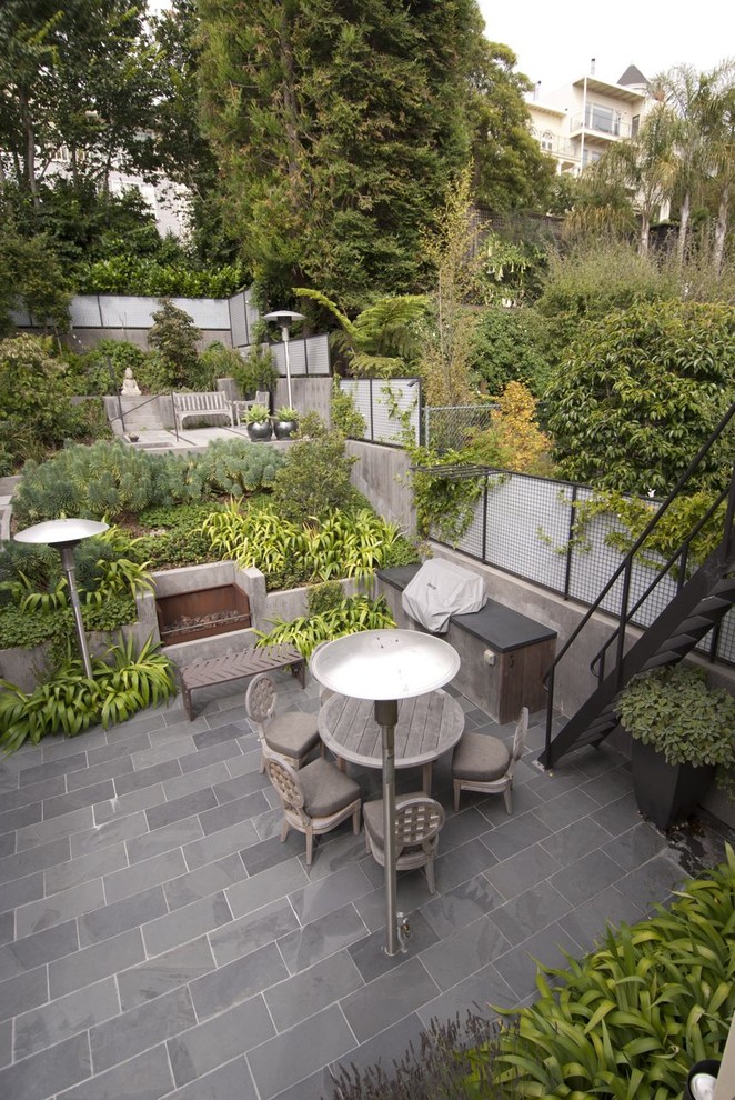 Patio - contemporary patio idea in San Francisco