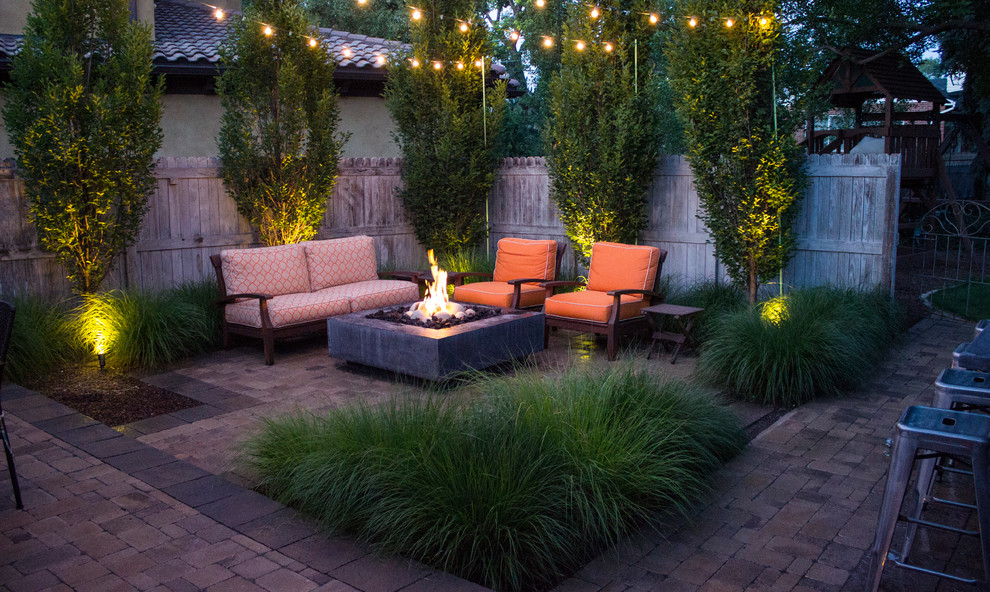 Patio - modern patio idea in Denver