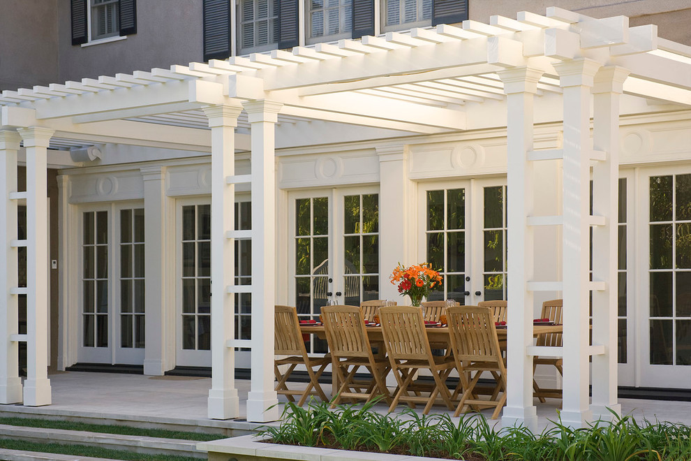 La Mesa - Traditional - Patio - Los Angeles - by Kiyohara Moffitt | Houzz