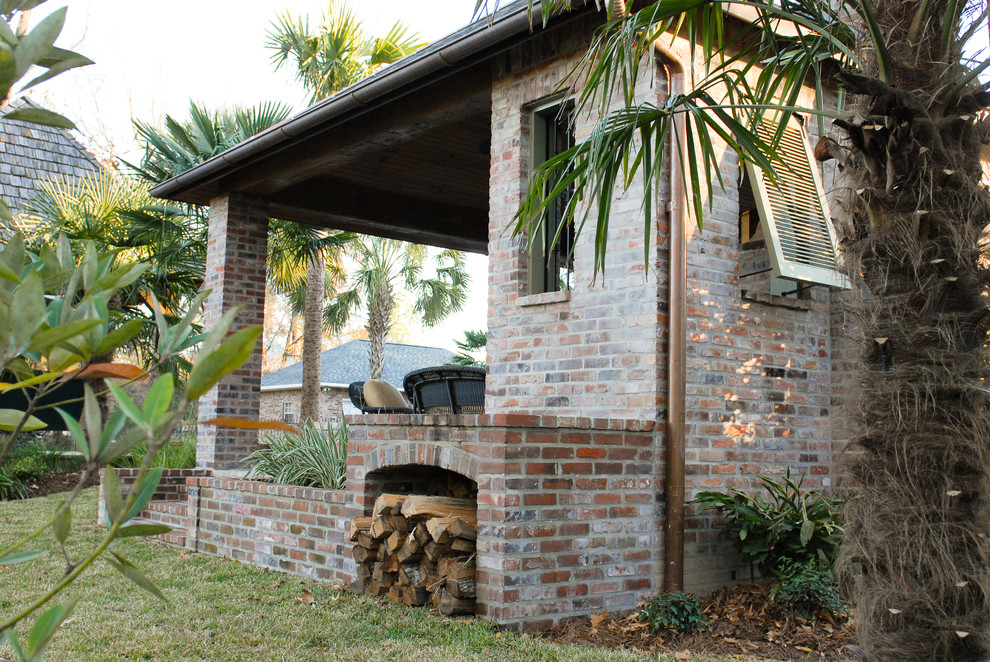 Lake at White Oak Outdoor Kitchen Mediterráneo Patio Nueva