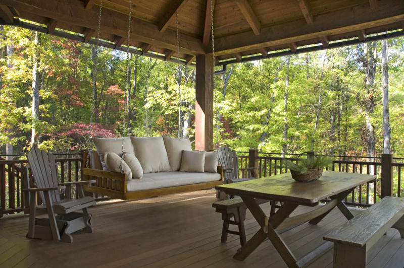 This is an example of a rustic patio in Atlanta.