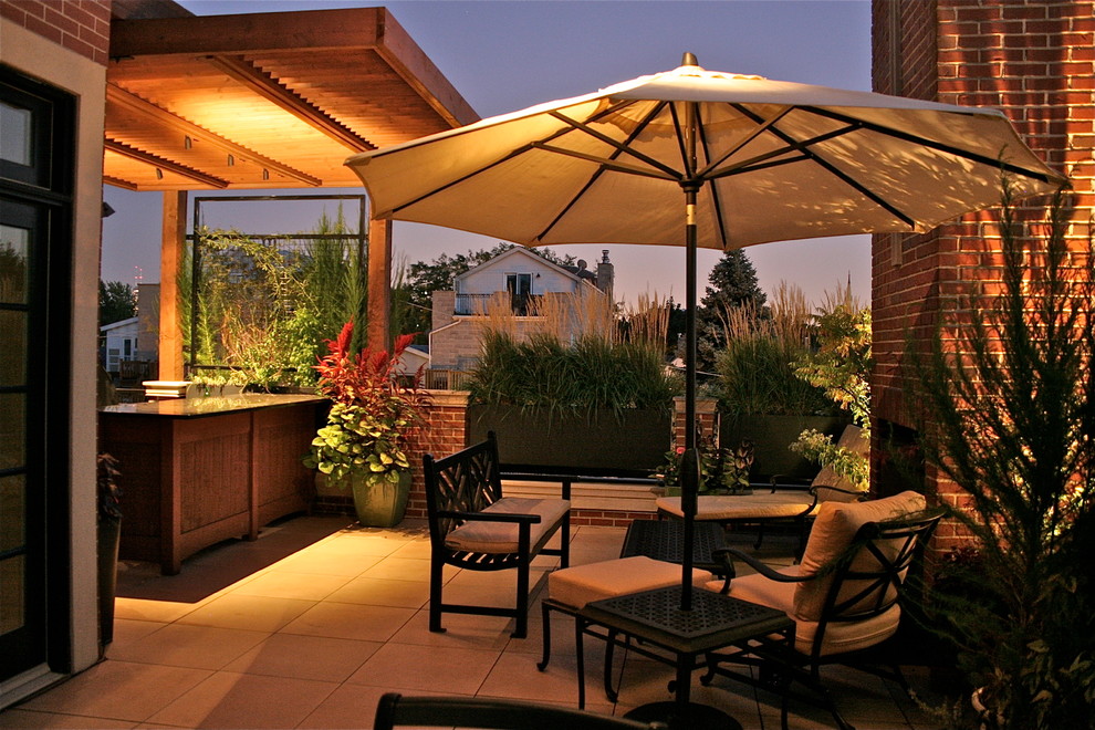 Lakeview Terrace Modern Patio Chicago by Chicago Specialty