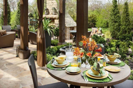 This is an example of a mediterranean patio in Columbus.