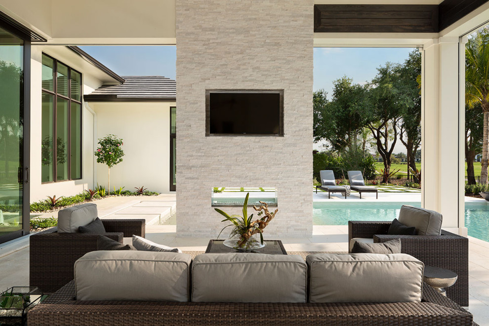 Laurène Mediterranean Patio Miami by Diamond Custom Homes, Inc