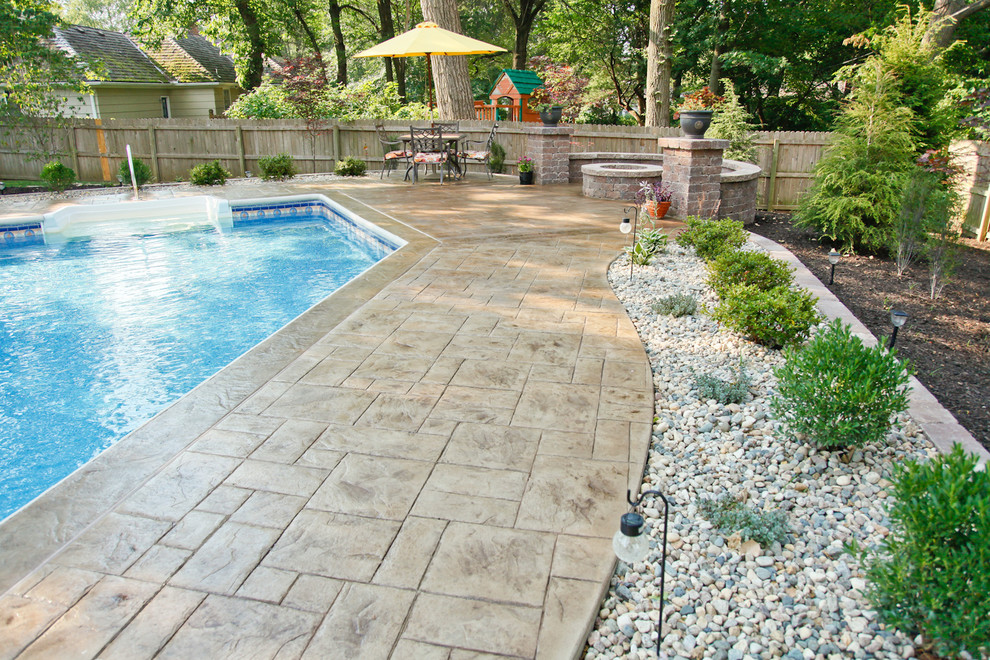 Leawood Pool & Outdoor Living Contemporary Patio Kansas City by Hinkle Hardscapes Houzz