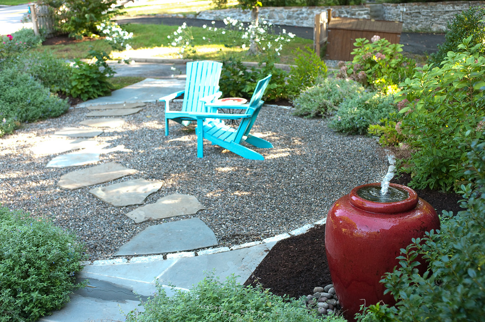 Inspiration pour une terrasse traditionnelle avec un point d'eau.