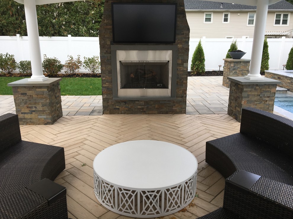 Little Ferry, NJ Full Property Transformation Classique Terrasse