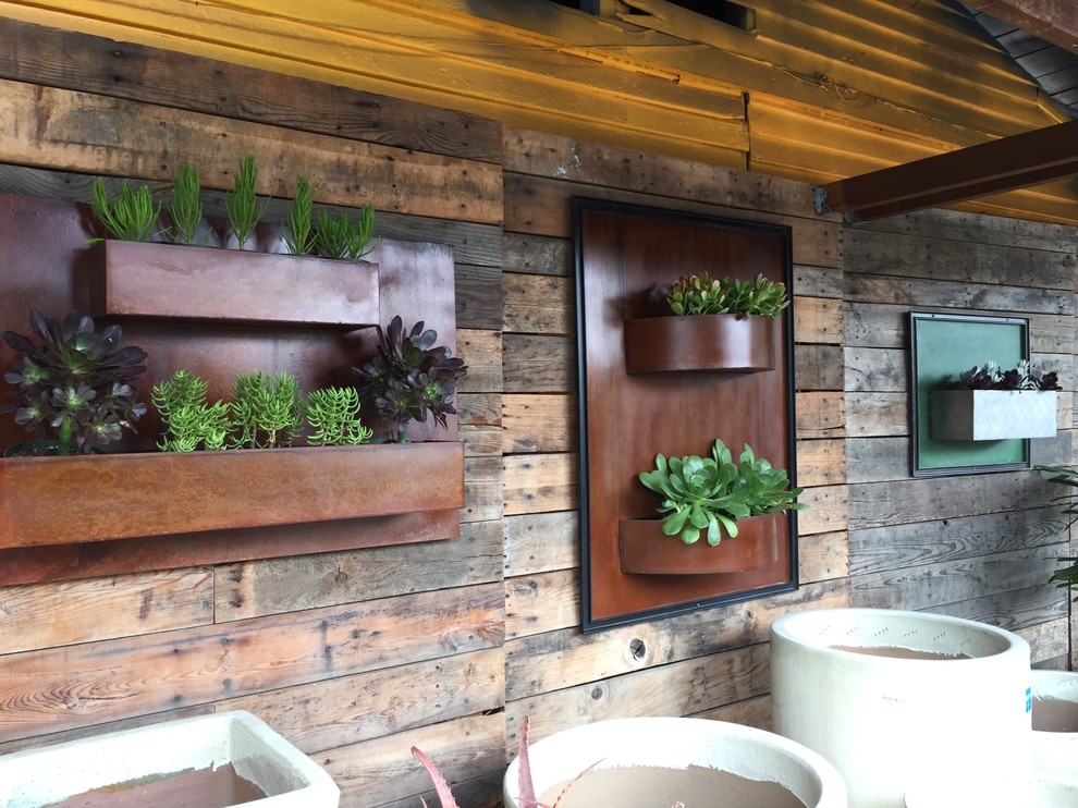Living wall art for outdoor or indoor Contemporary Patio Los