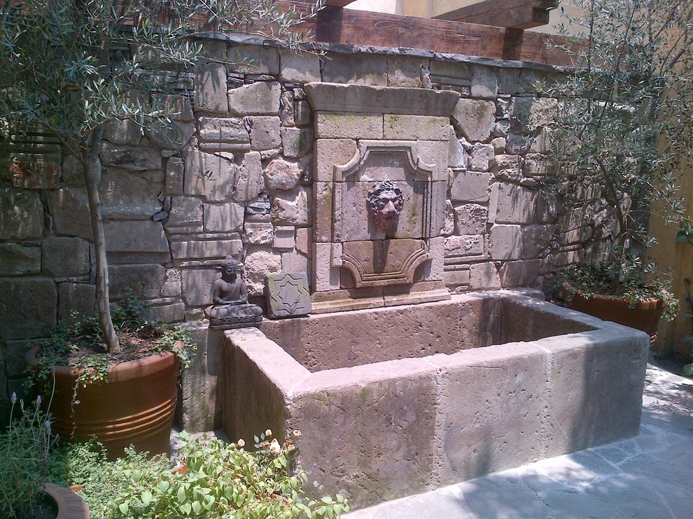 Lomas de Chapultepec - Traditional - Patio - Mexico City - by Sánchez ...