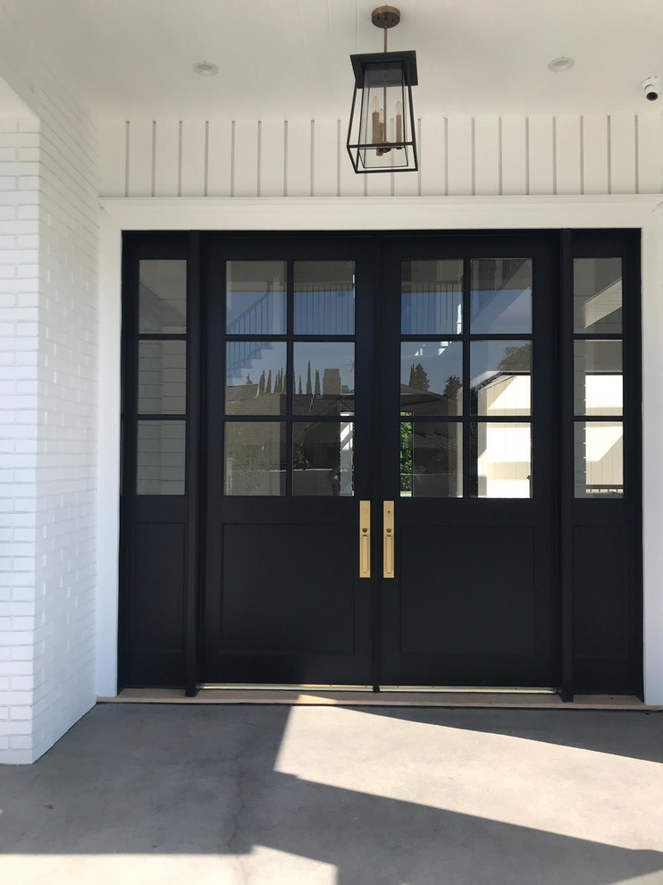 Los Angeles, CA Modern Patio Los Angeles by Edgard Windows and