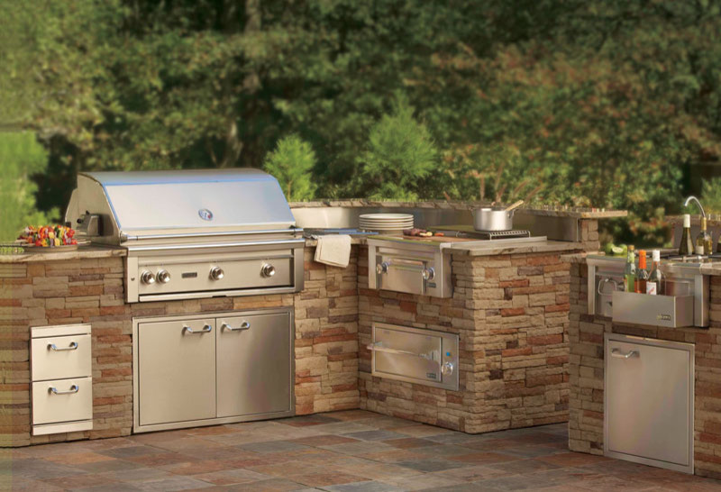 Lynx with Stack Stone Island - Traditional - Patio - Los Angeles - by Lynx  Grills, Inc. | Houzz