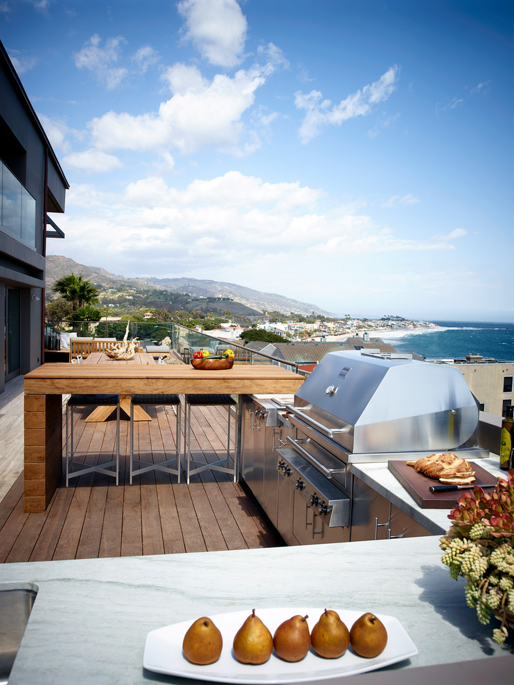 Malibu, CA Outdoor Kitchen Contemporary Patio Chicago by