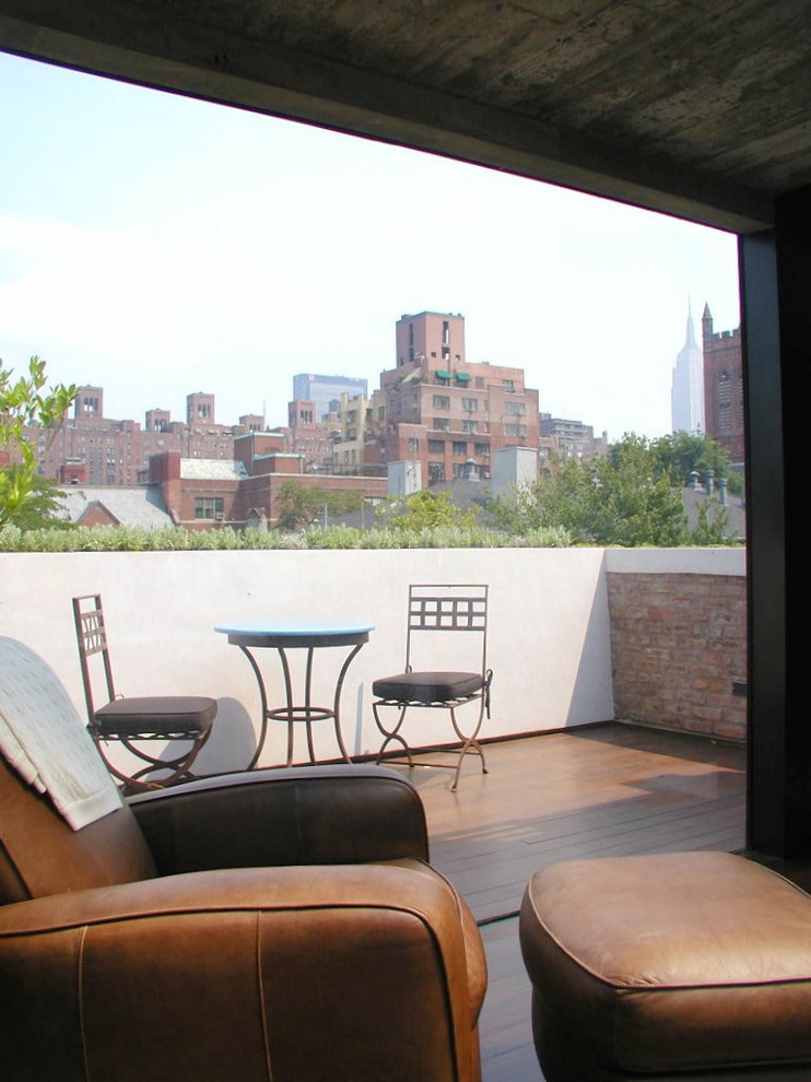 Manhattan Row House Traditional Patio New York by John H