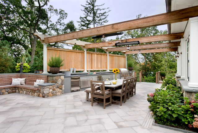 Tips When Building Your Al Alfresco Dining Area in Your Home