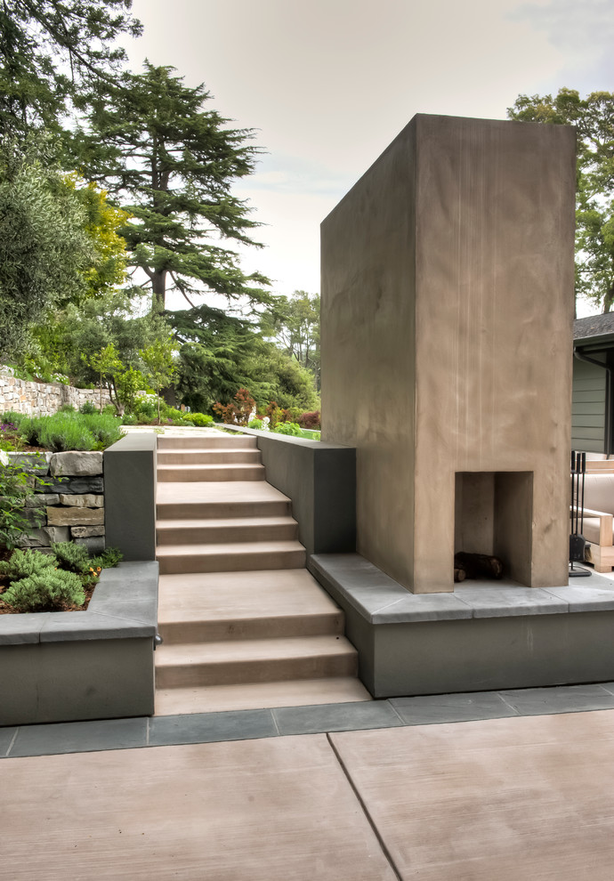 Inspiration for a modern patio remodel in San Francisco