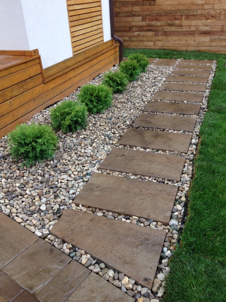 Mississauga Country Modern Modern Patio Toronto by New Nature