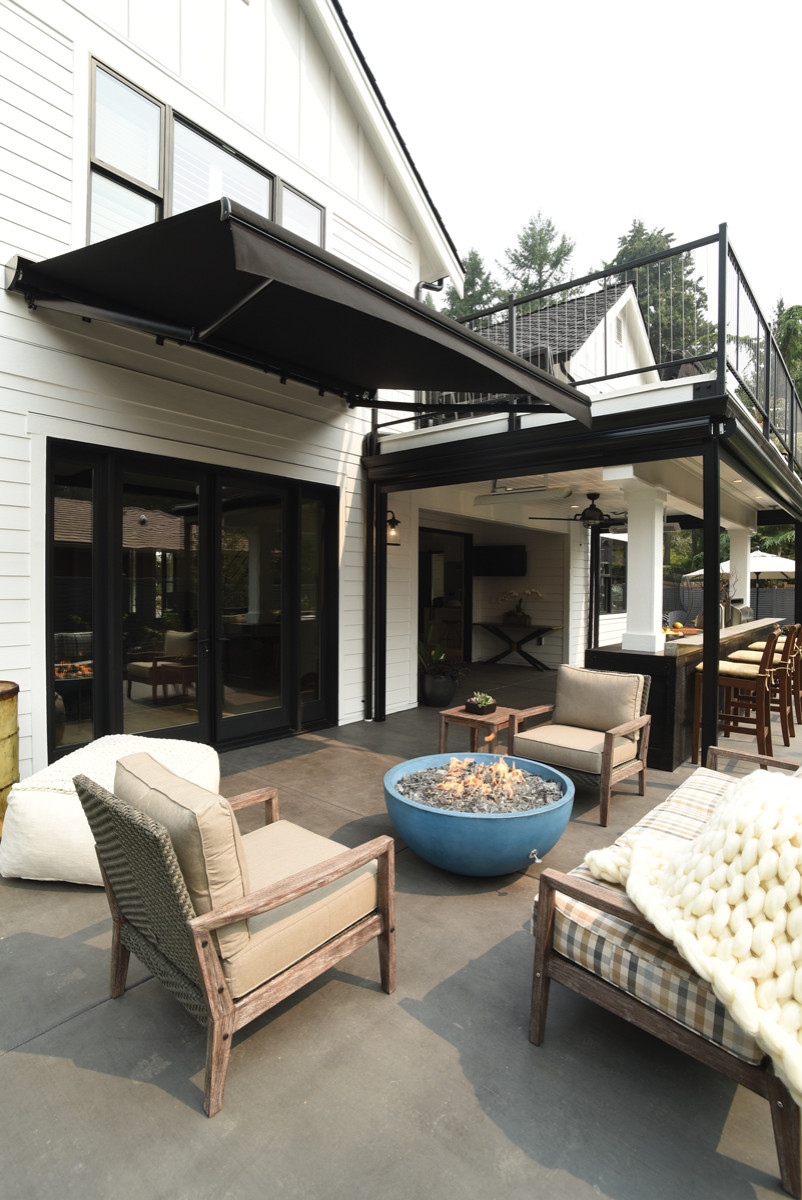 arcadia door outside living room on Modern Meets Farmhouse Modern Patio Seattle By Milgard Windows Doors Houzz