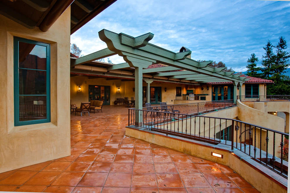 Monte Vista Residence Mediterranean Patio Los Angeles by
