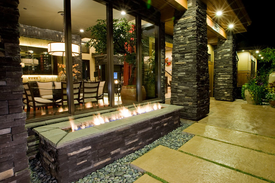Montigo Fire pit Contemporary Patio Vancouver by Montigo