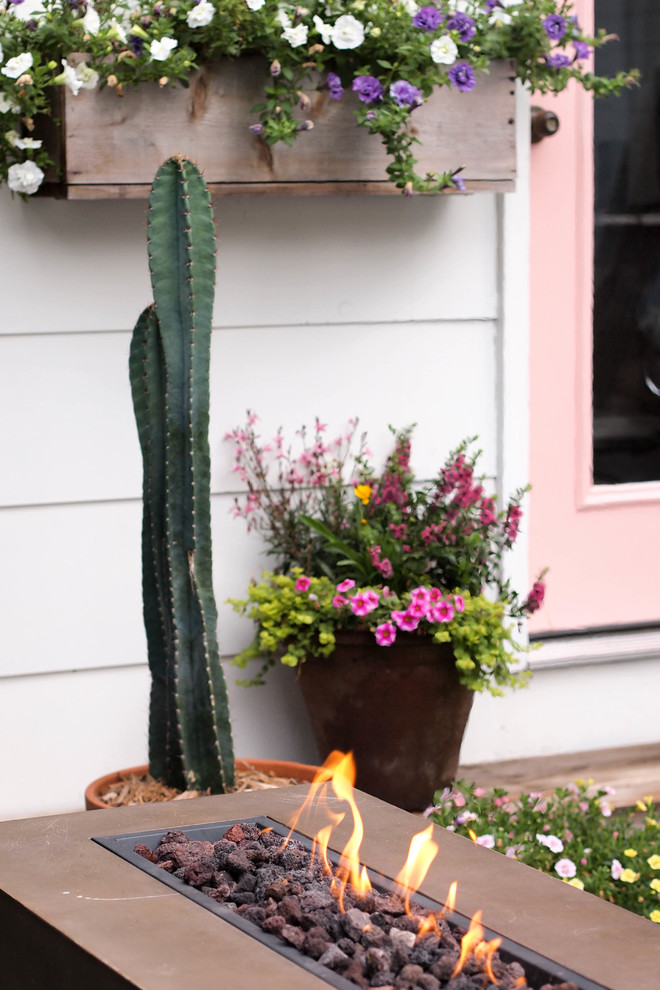 Patio - eclectic patio idea in Birmingham