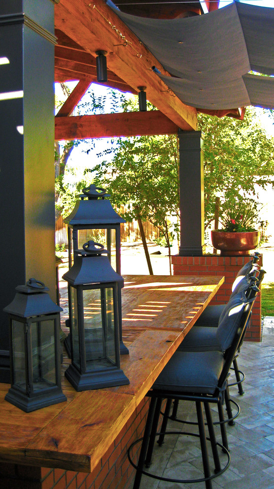 Traditional patio in Phoenix.