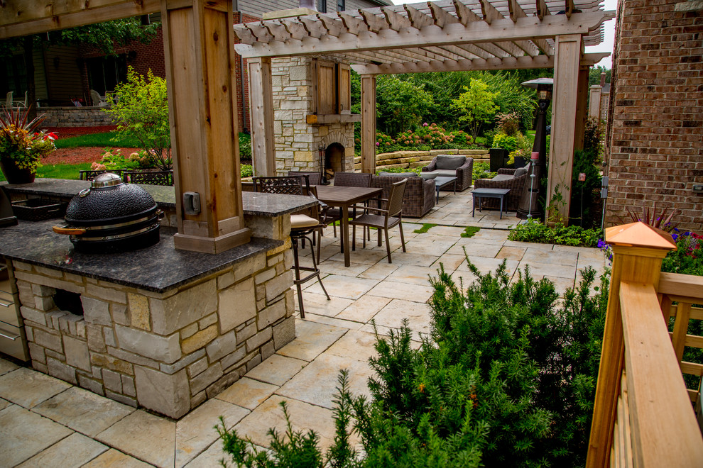 Naperville Outdoor Kitchen, Fireplace and Pergolas Traditional