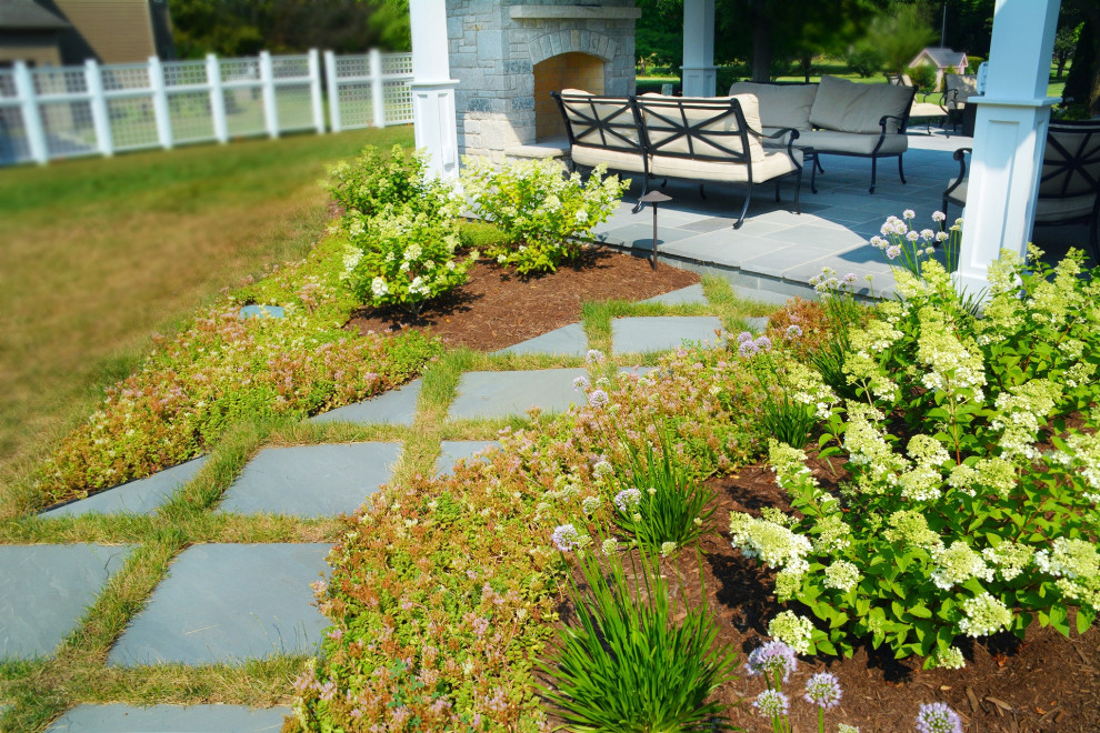 Naperville Patio Paver Stepping Stones Walkway Patio Chicago by